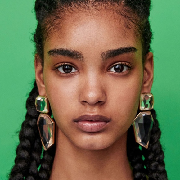 Clear earrings LAST ONE!!! - Picture 3 of 5